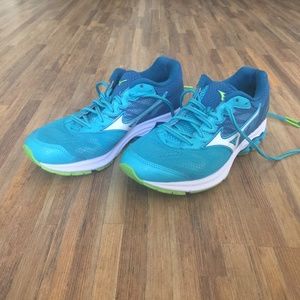 Mizuno Wave Rider 21 Women's 7.5 Aqua/White/Blue